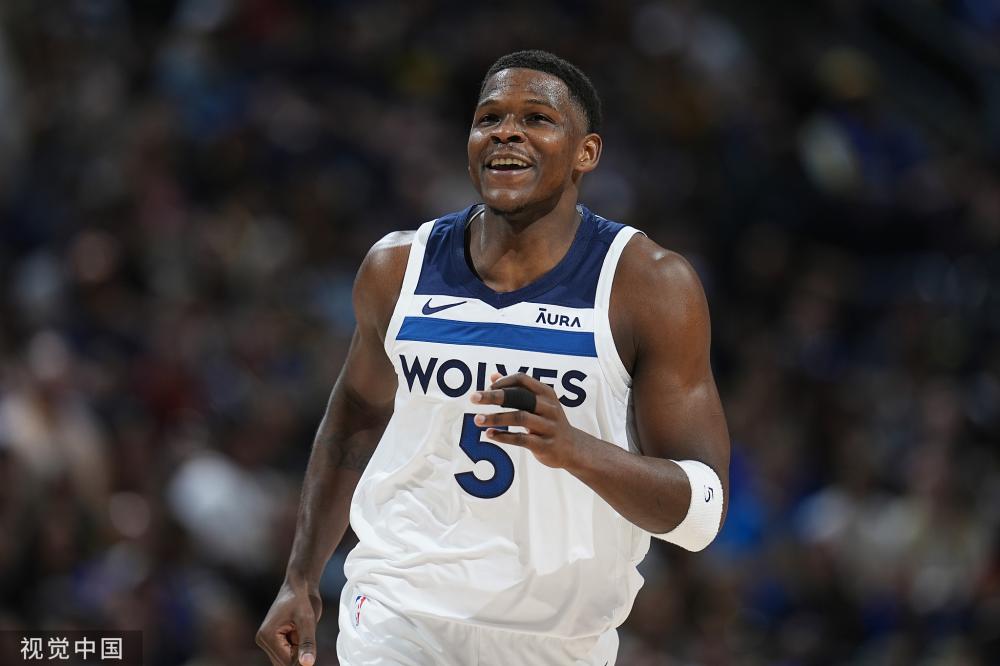 然保持礼仪 然保持礼仪