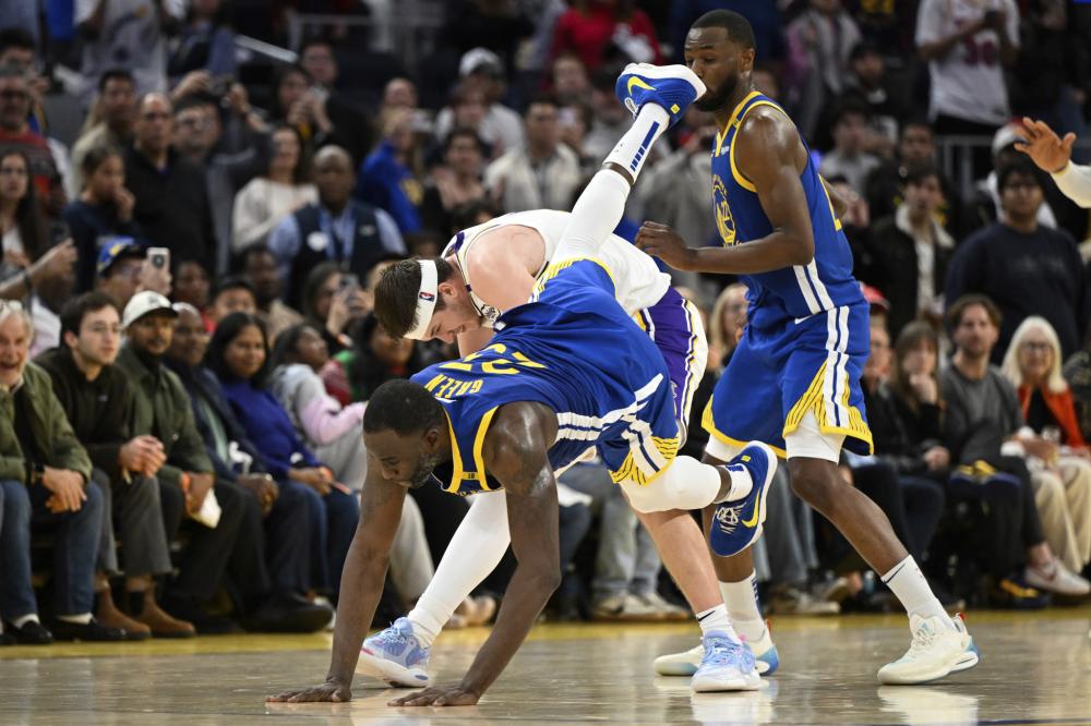 每场比赛都 每场比赛都